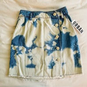 NWT URBAN OUTFITTERS denim skirt Sz SMALL